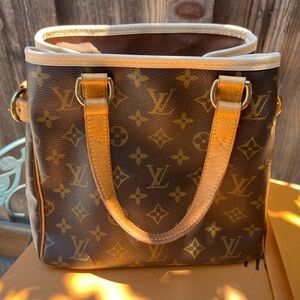 Louis Vuitton Batignolles bag